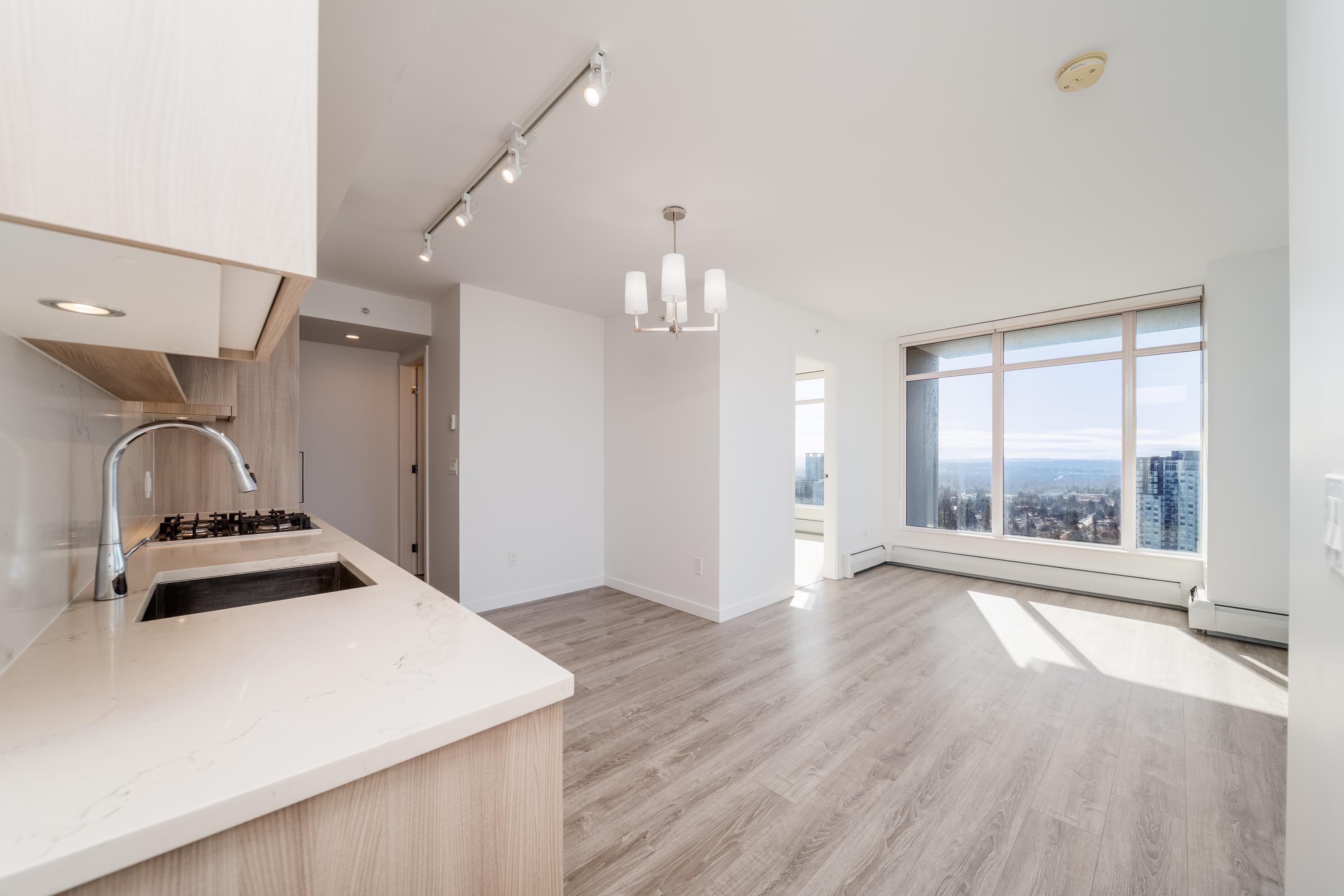 Additional image 4 of 3511-13350 Central Avenue, Surrey, BC, V3T 0S1