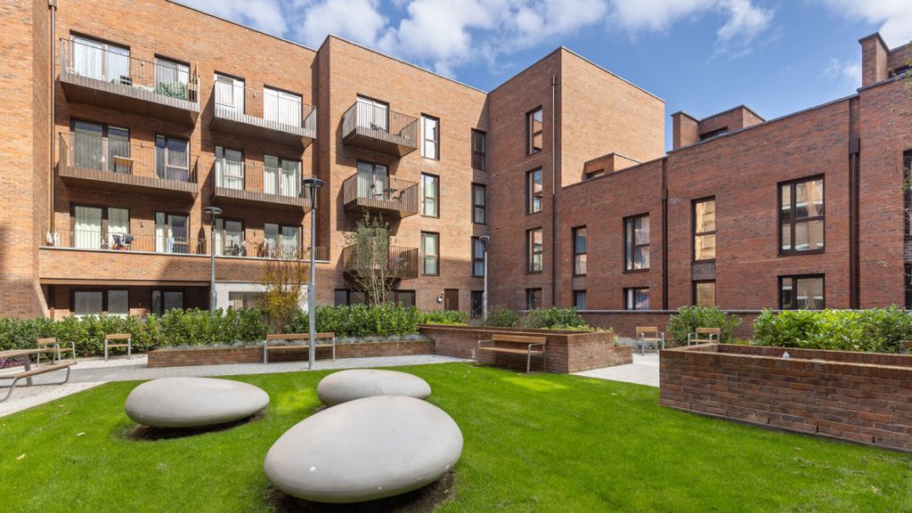 Additional image 4 of 1 bed flat for saleFrost House, Podd Street, Barking IG11