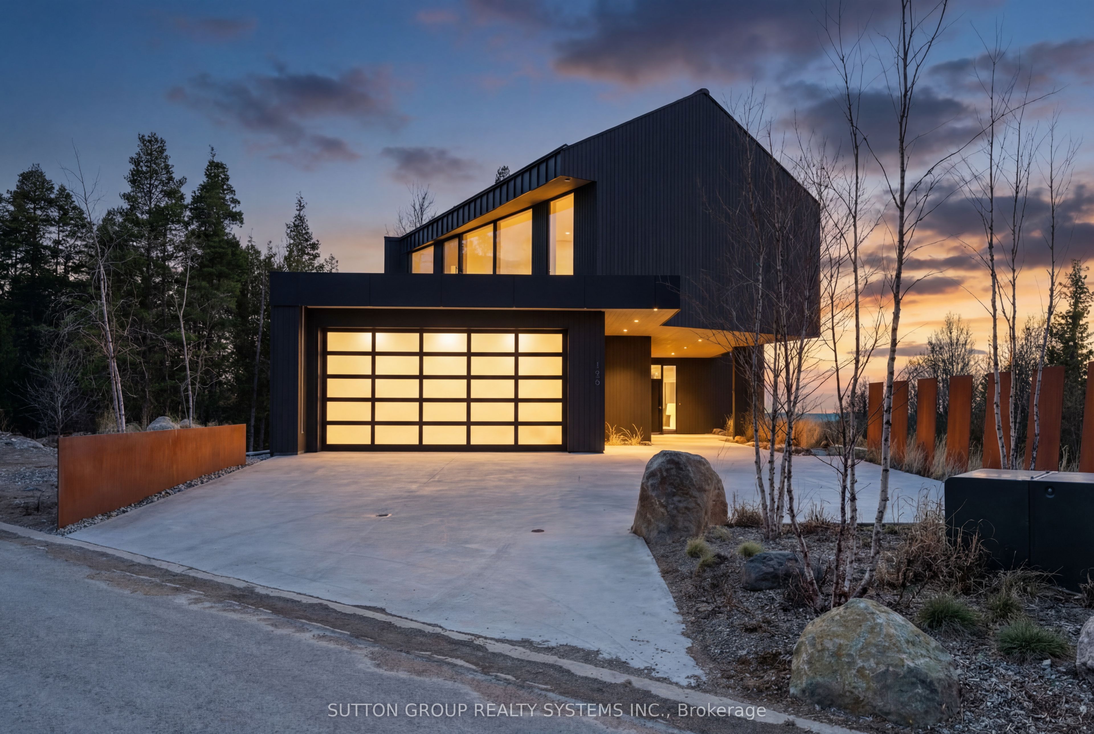 120 Sebastian Street, Blue Mountains, ON, N0H 1J0