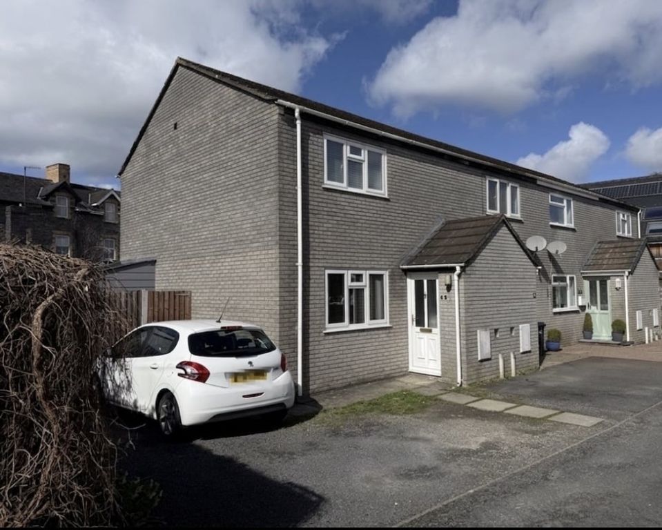 2 bed end terrace house for salePark Road, Builth Wells LD2