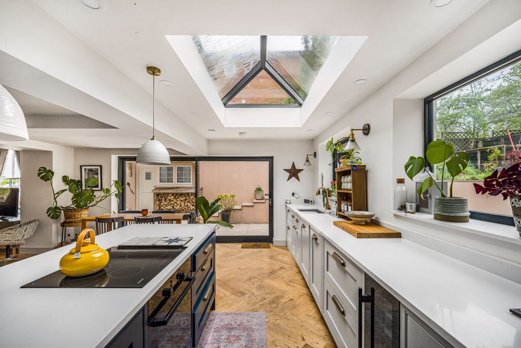 Additional image 9 of 4 bed detached house for saleHeol Hir, Llanishen, Cardiff CF14