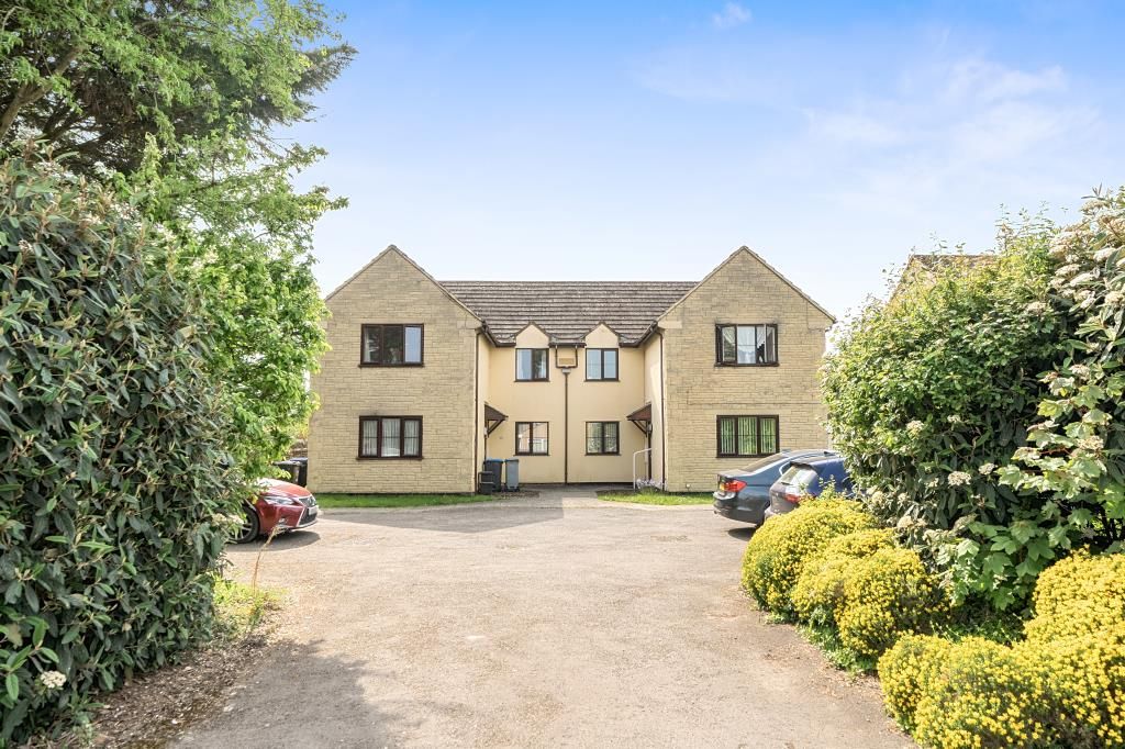 3 bed maisonette for saleCarterton, Oxfordshire OX18