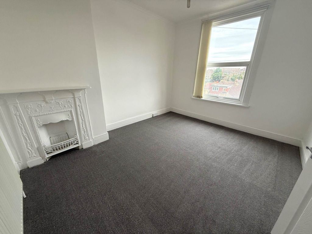 Additional image 13 of 3 bed property for saleMilton Road, Belvedere DA17