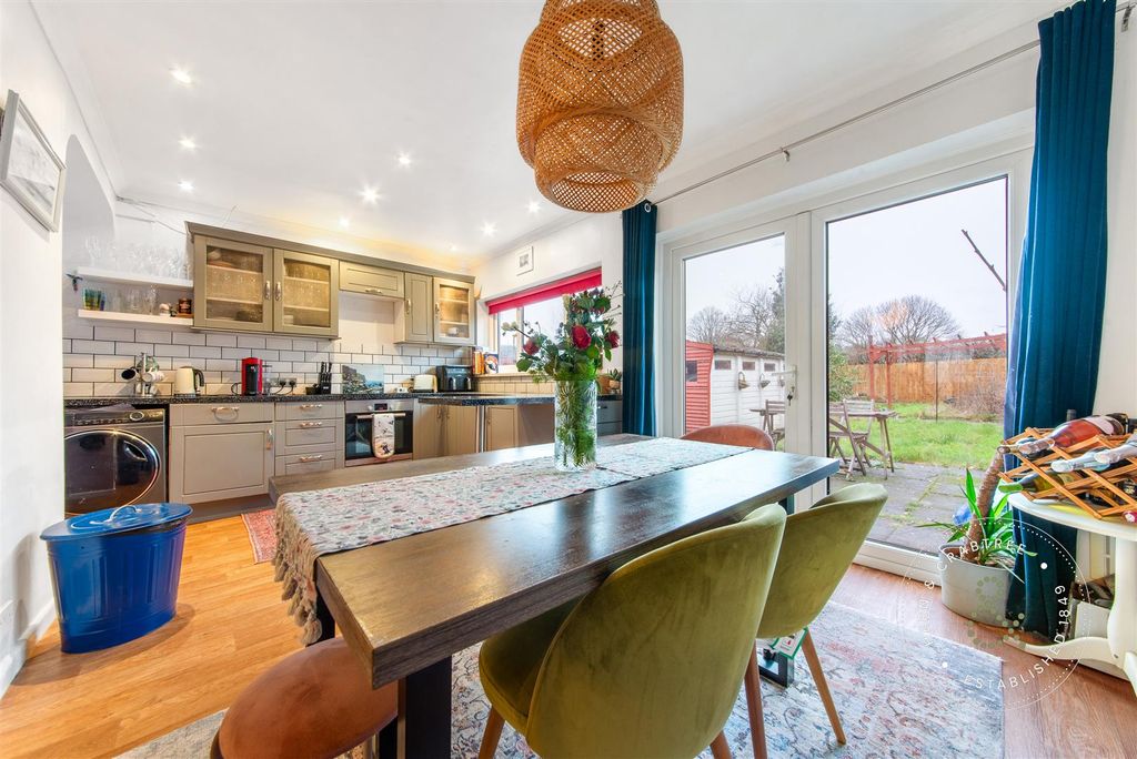 Additional image 3 of 3 bed semi-detached house for saleFairways Crescent, Fairwater, Cardiff CF5