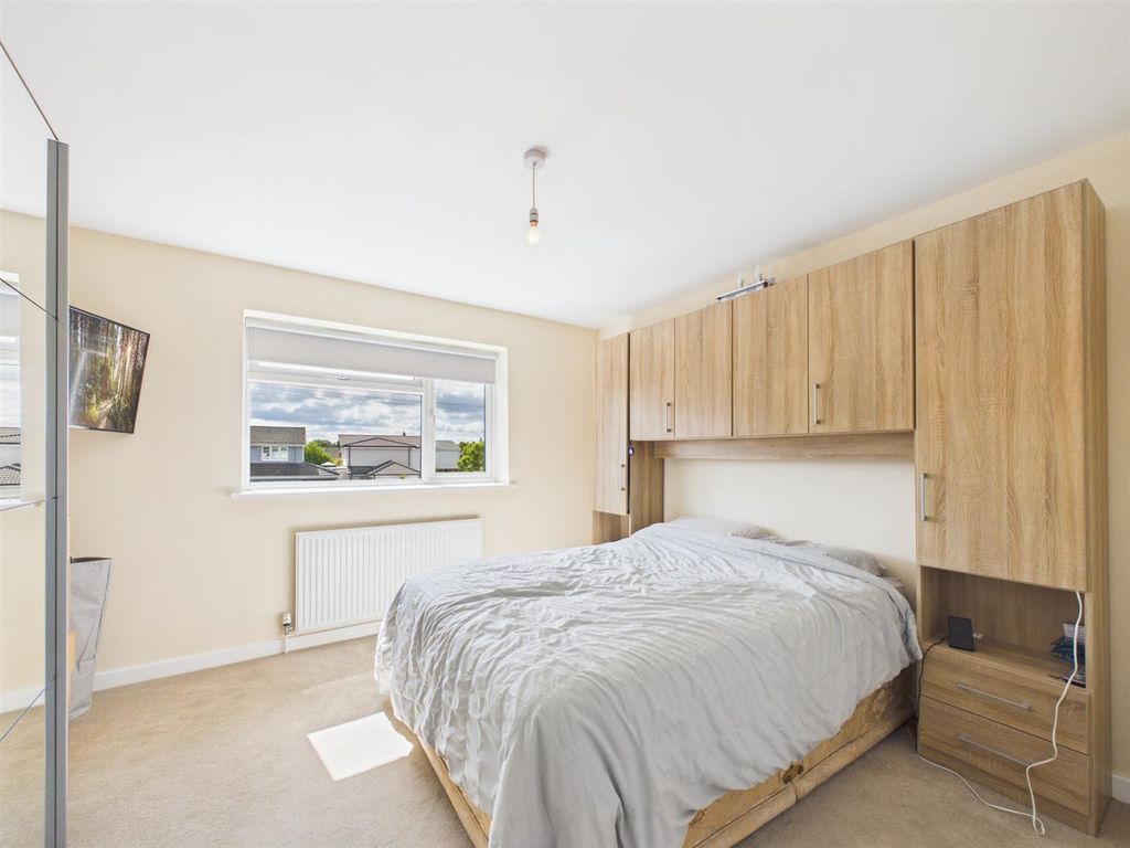 Additional image 21 of 4 bed detached house for saleLangdon Avenue, Bedgrove, Aylesbury HP21