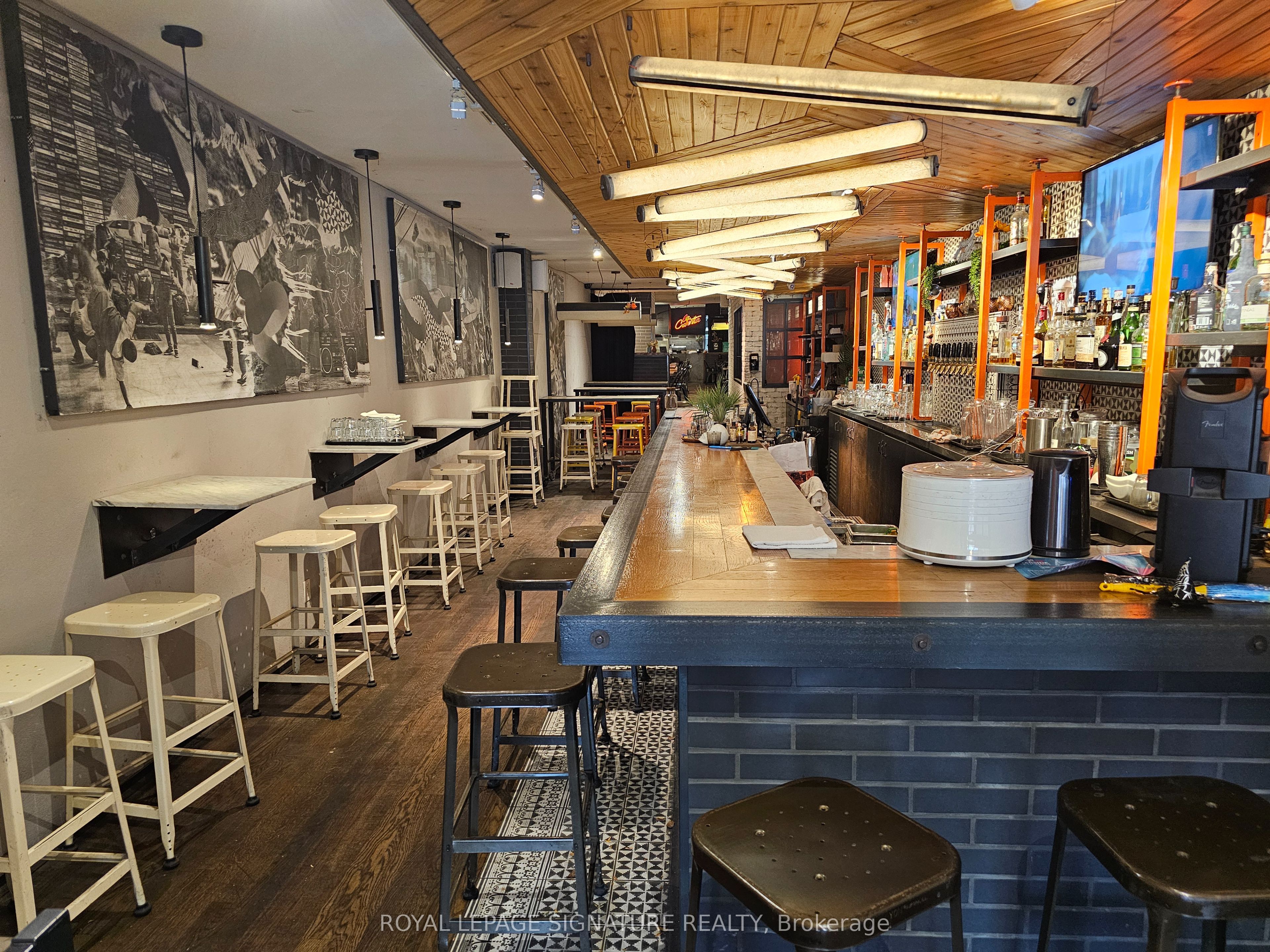 Additional image 3 of 780 Queen Street E, Toronto, ON, M4M 1H4