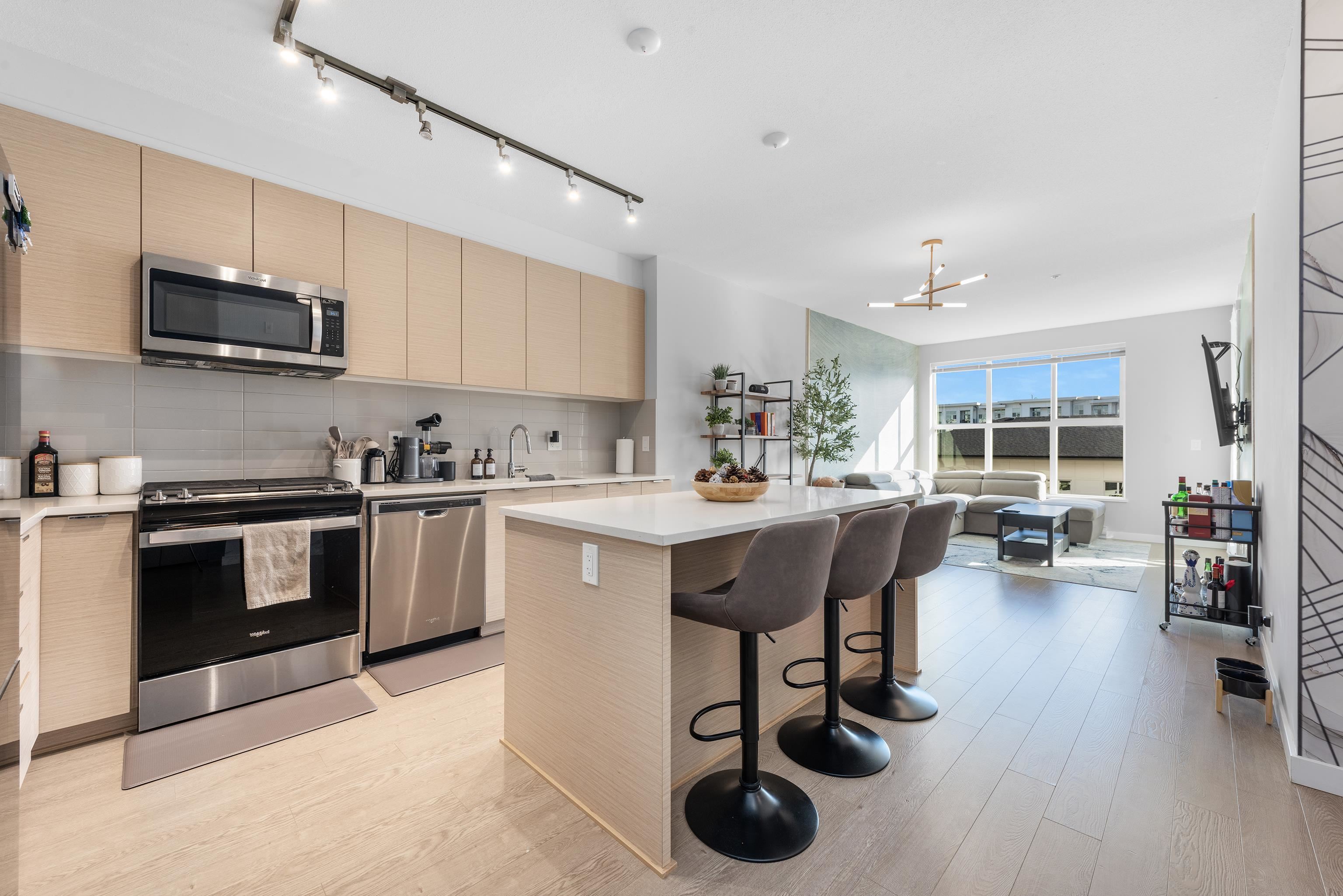Additional image 2 of B303-8150 207 Street, Langley, BC, V2Y 4J3
