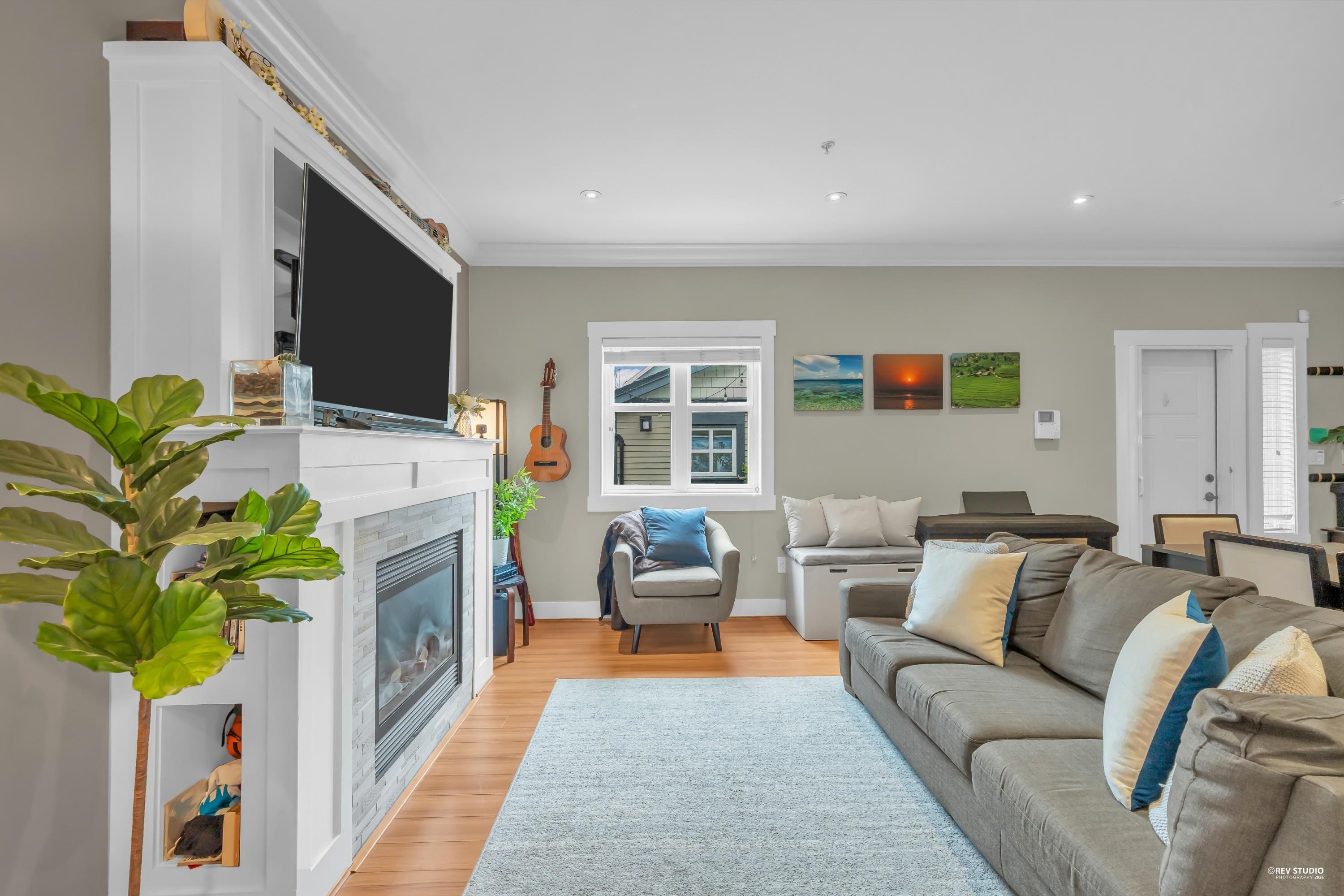 Additional image 2 of 723 12th Avenue E, Vancouver, BC, V5T 2J1