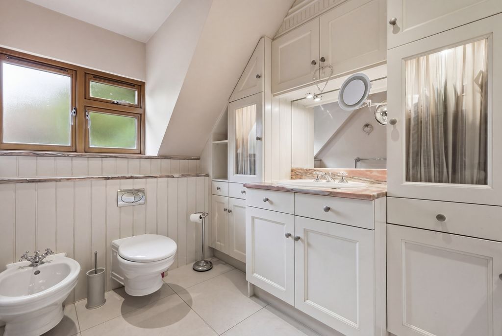 Additional image 14 of 4 bed detached house for saleChurch Street, Billericay CM11