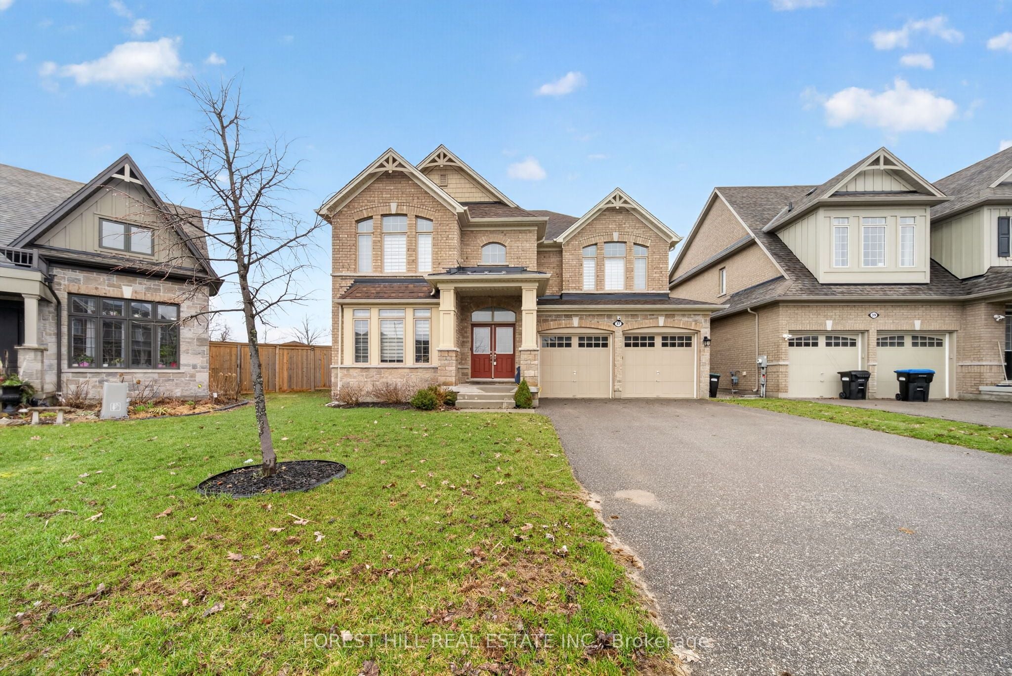 37 Rugman Crescent, Springwater, ON, L9X 2A2