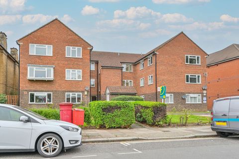 Palmerston Road, Wood Green, London N22