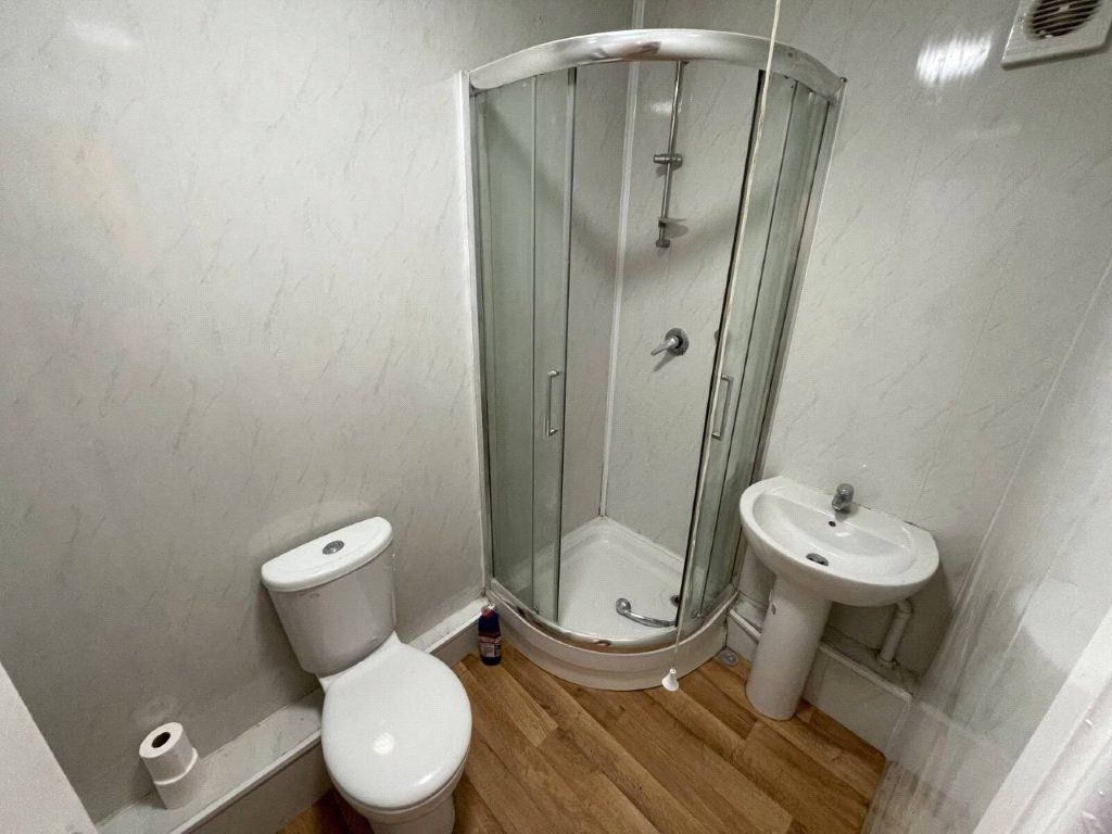 Additional image 5 of 6 bed flat for saleBorough Road, Middlesbrough, North Yorkshire TS1