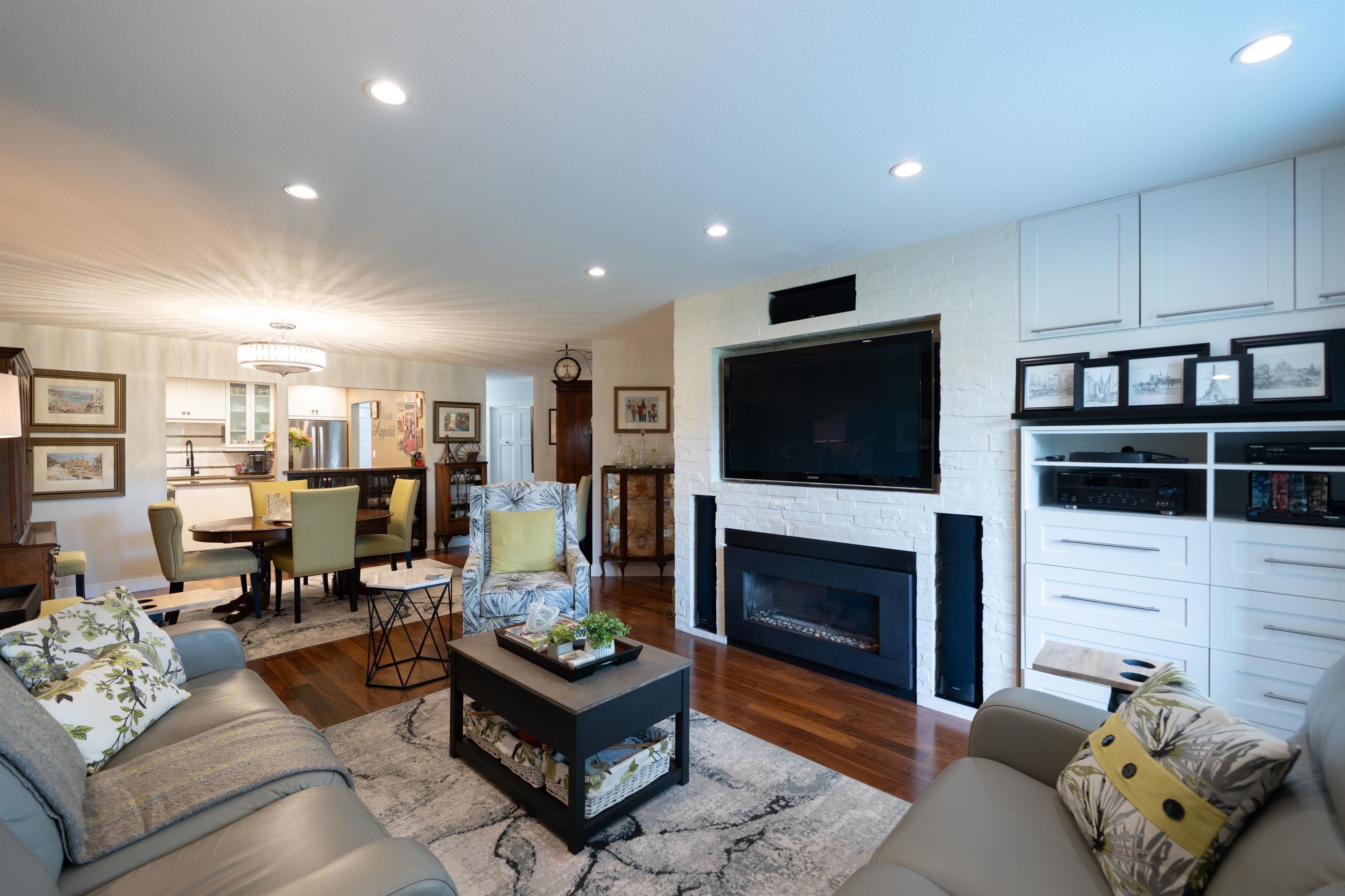 Additional image 5 of 113-11601 227 Street, Maple Ridge, BC, V2X 0J7