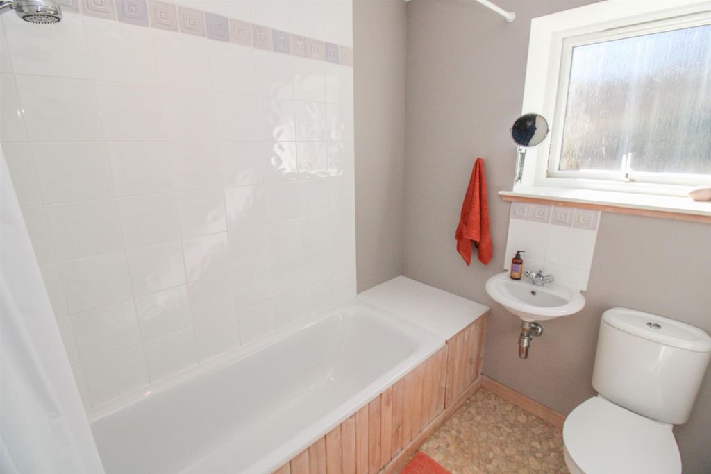 Additional image 13 of 3 bed detached bungalow for sale9 Opinan, Laide, Achnasheen IV22
