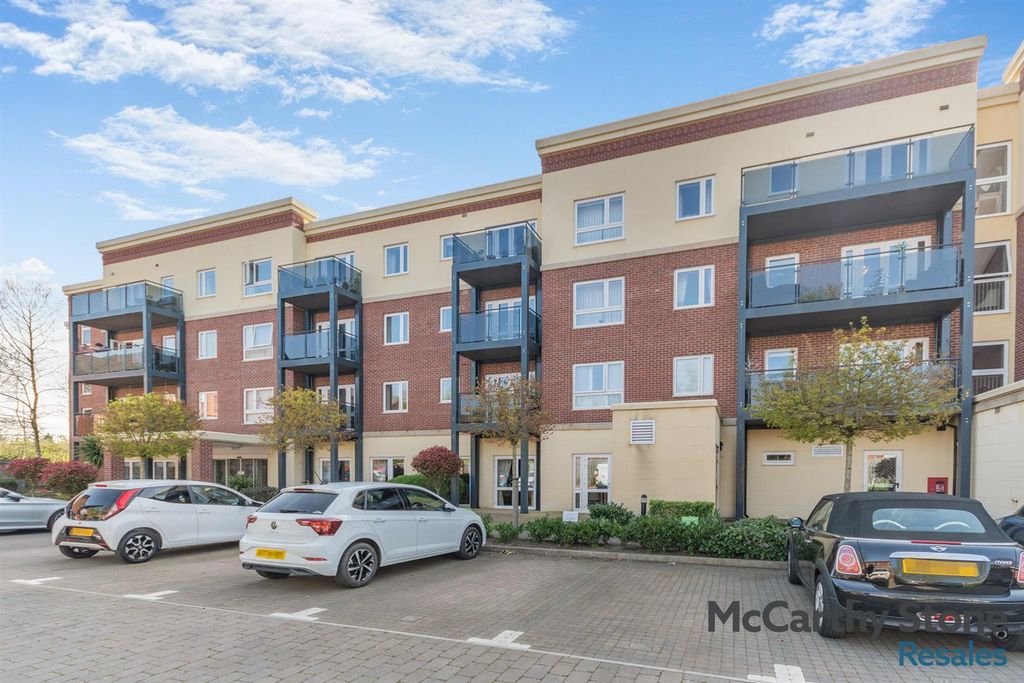 2 bed flat for saleBilberry Place, Recreation Road, Bromsgrove B61