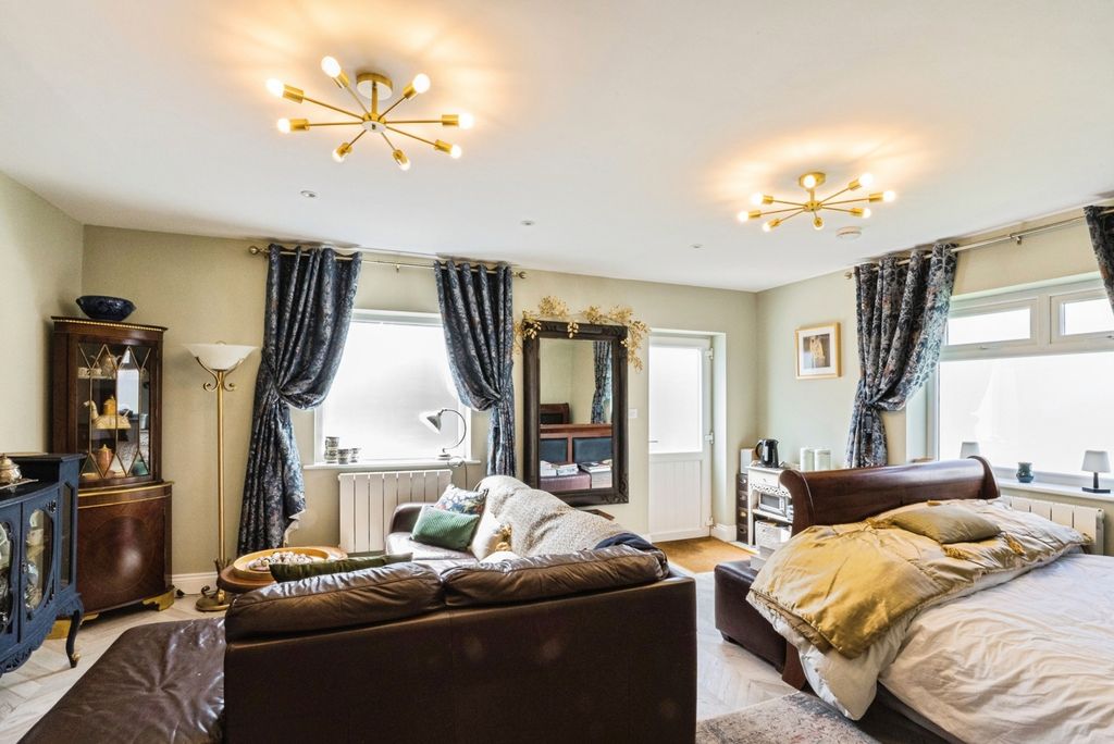 Additional image 22 of 4 bed detached house for saleSt. Annes Road, Blackpool, Lancashire FY4