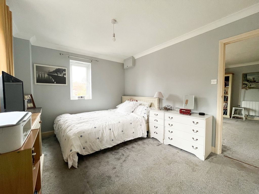 Additional image 7 of 2 bed flat for saleSt Martins Way, Battle TN33