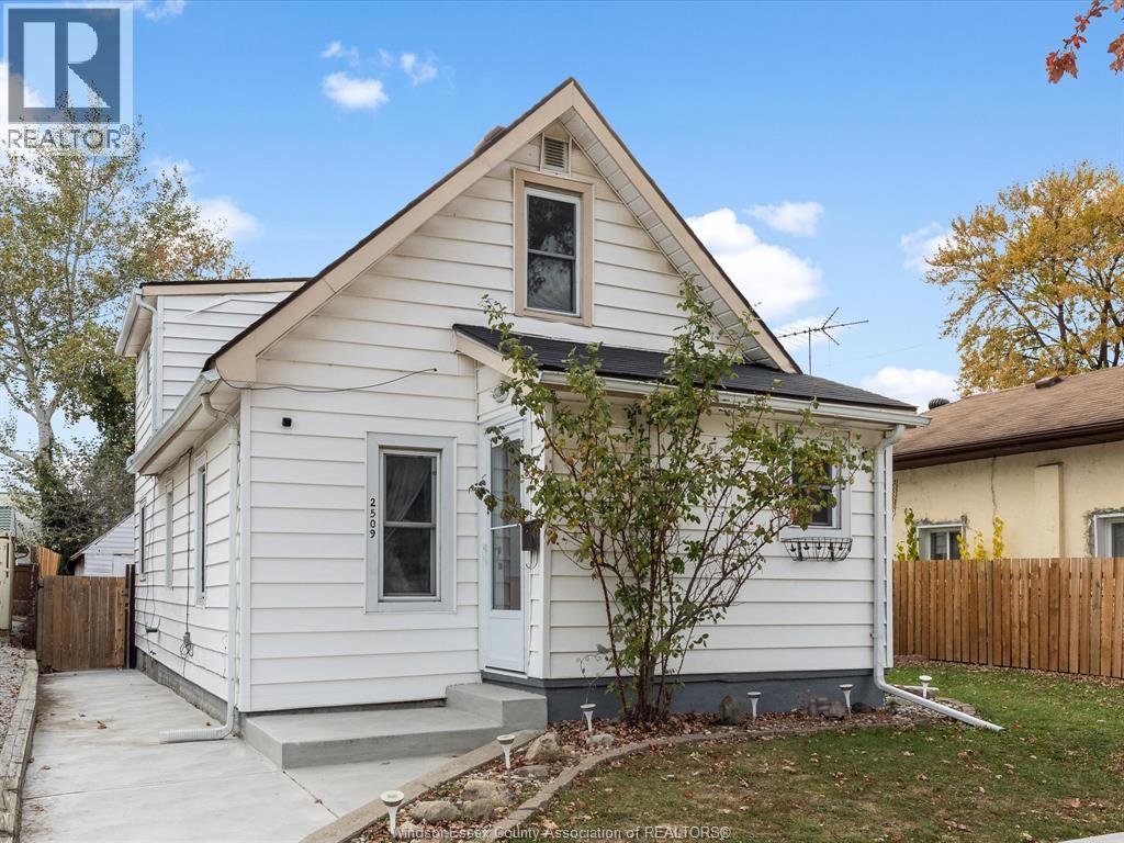 Additional image 2 of 2509 Alexis Road, Windsor, ON, N9J1Y3