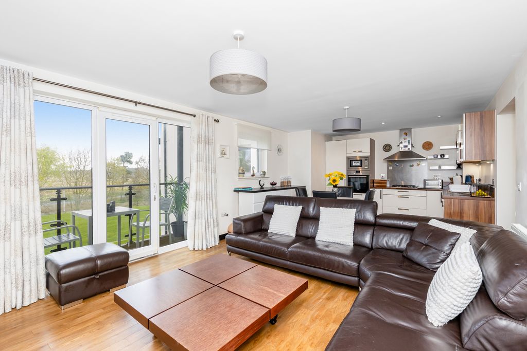 2 bed flat for sale2/4 Burnbrae Park, Corstorphine, Edinburgh EH12