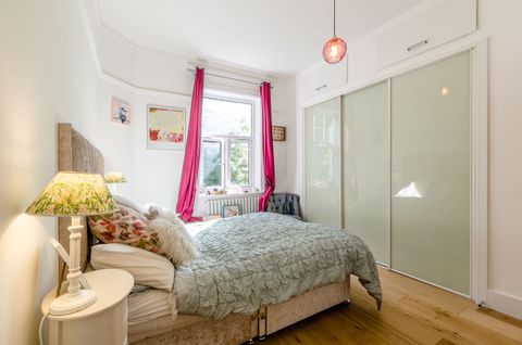 Finchley Road, Hampstead, London NW3