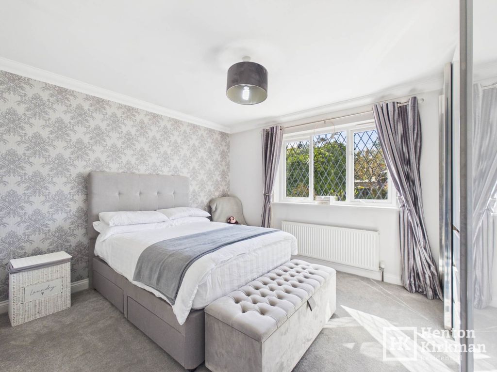 Additional image 13 of 4 bed detached house for saleWest Park Crescent, Billericay CM12
