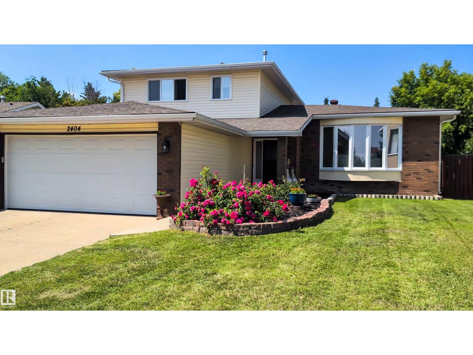 Additional image 4 of 2404 80 Street NW, Edmonton, AB, T6K3P6