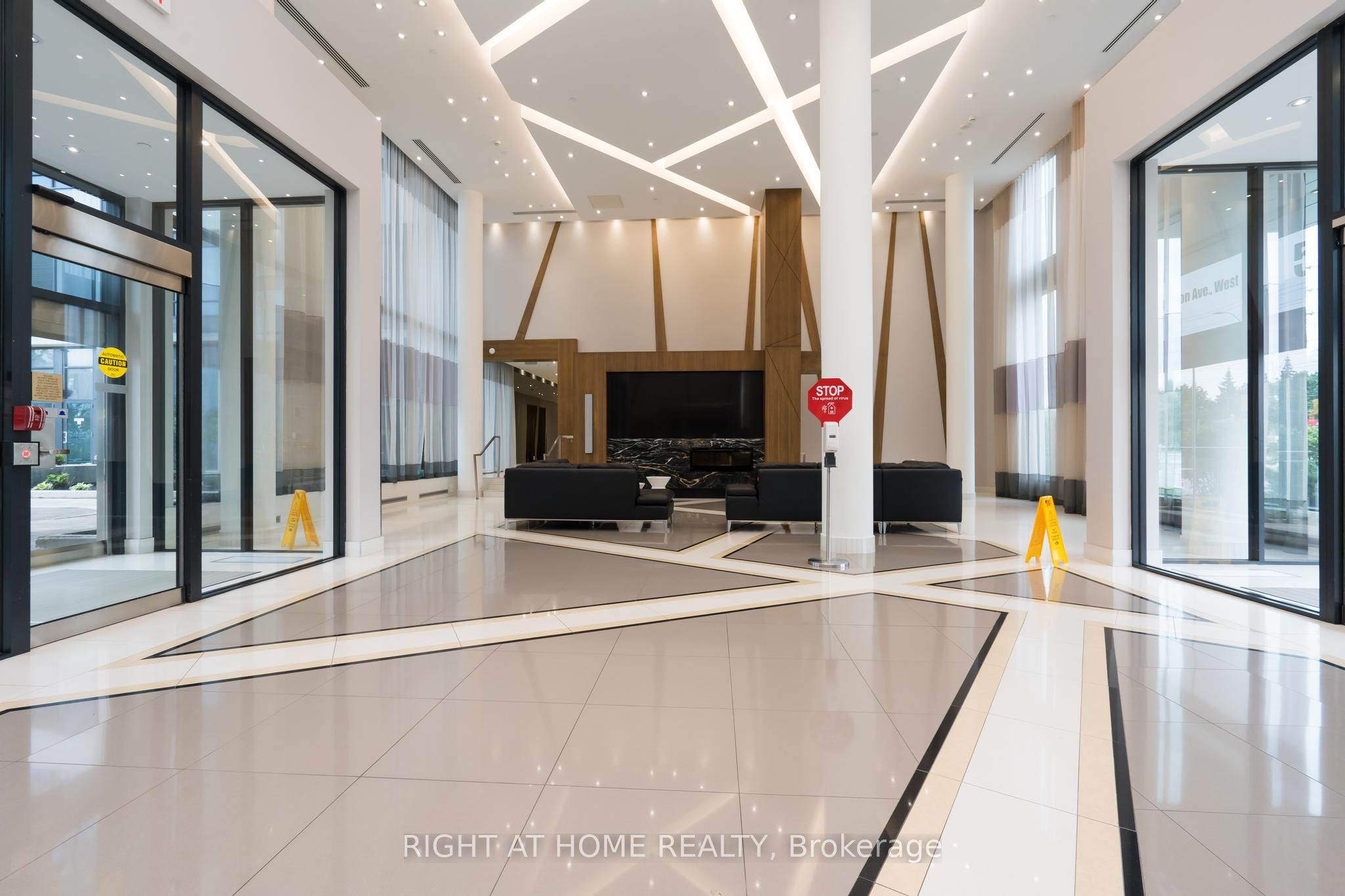 Additional image 3 of 609-75 Eglinton Avenue W, Mississauga, ON, L5R 1B2