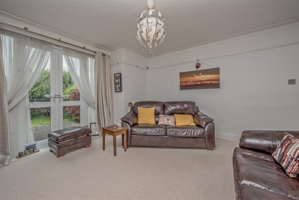 Additional image 6 of 3 bed semi-detached house for saleLeysholme View, Wortley, Leeds LS12