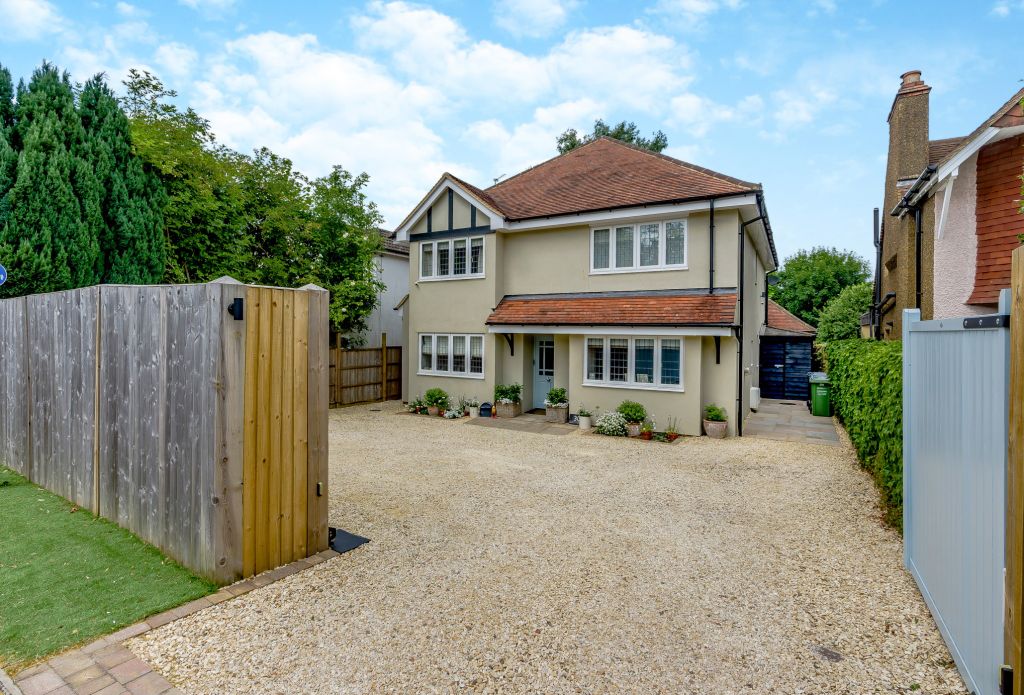 5 bed detached house for saleWhite Lion Road, Amersham HP7