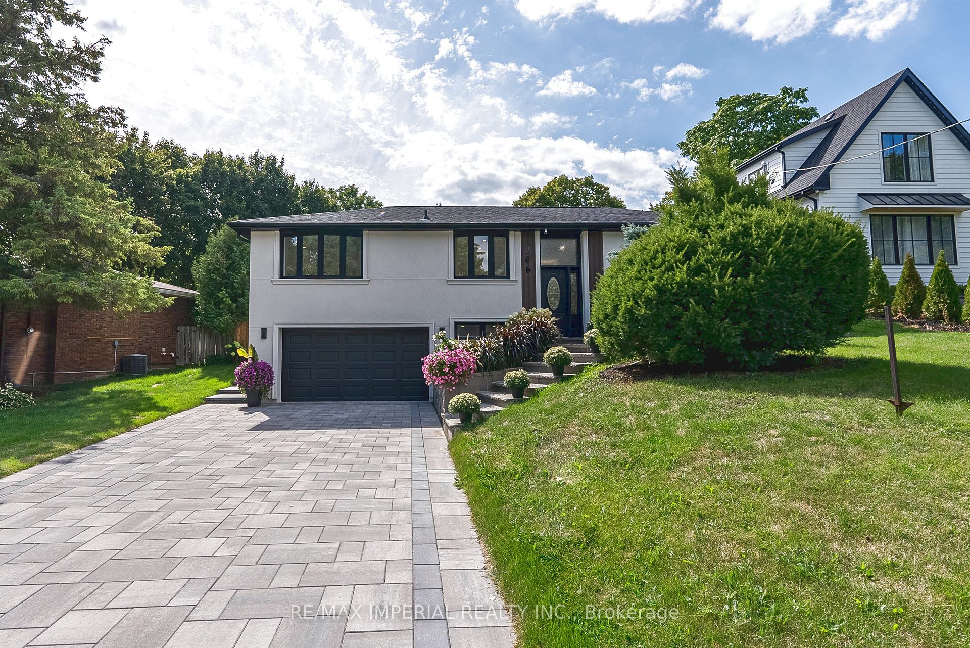 Additional image 2 of 206 Richard Avenue, Newmarket, ON, L3Y 4P7