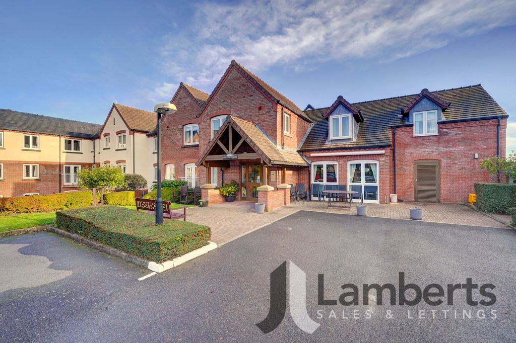2 bed flat for saleNew Road, Studley B80