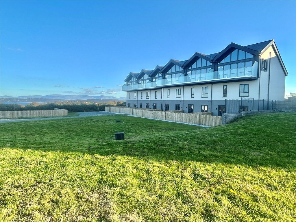 Additional image 12 of 4 bed town house for saleTraeth Bychan, Benllech, Anglesey, Sir Ynys Mon LL73