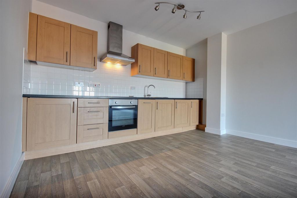 Additional image 3 of 2 bed flat for saleMill Lane, Beverley HU17