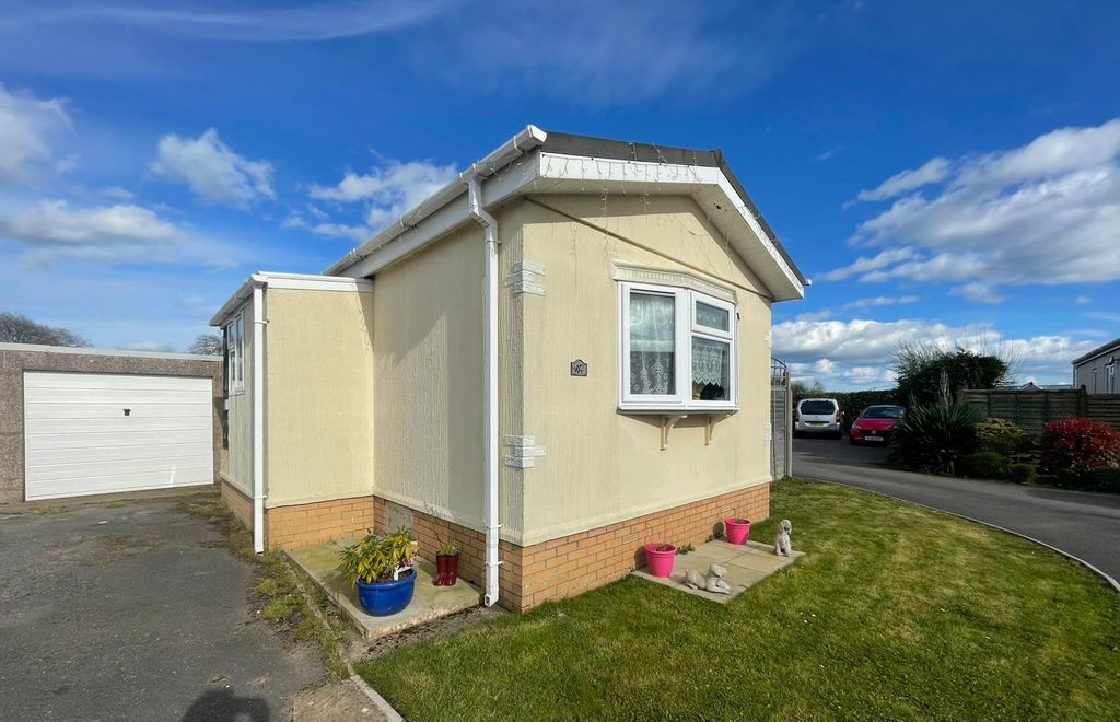 2 bed mobile/park home for saleBerkeley Vale Park, Berkeley GL13