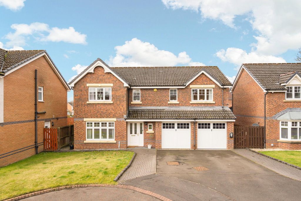 5 bed detached house for saleHunter Grove, Bathgate EH48