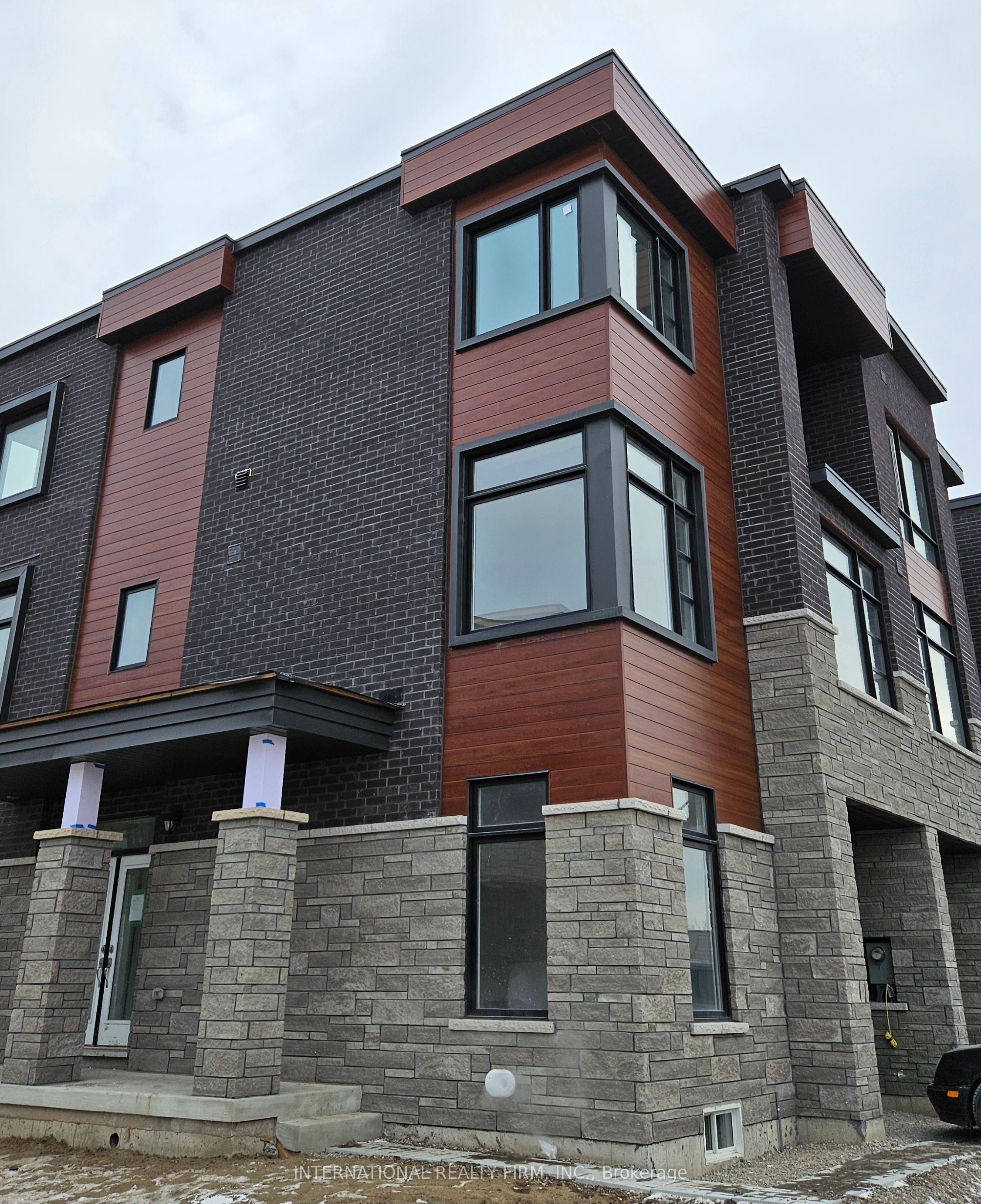 Additional image 2 of 146 Wascana Road, Vaughan, ON, L4H 5G9