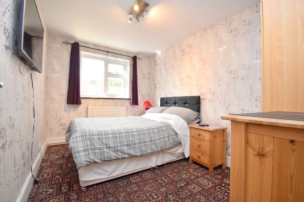Additional image 11 of 4 bed flat for saleMarket Square, Biggleswade SG18