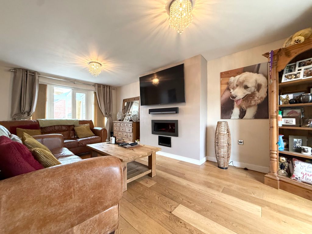 Additional image 2 of 4 bed detached house for saleMaes Y Ffion, Llwydcoed, Aberdare, Rhondda Cynon Taf CF44