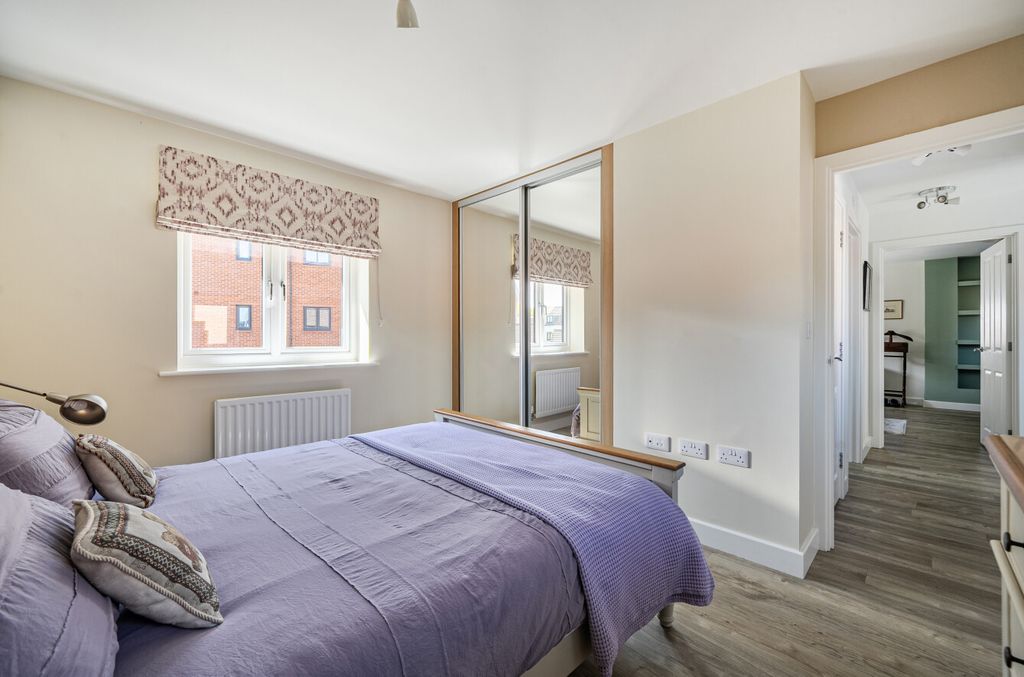 Additional image 18 of 3 bed detached house for saleQuiller Avenue, Arborfield Green, Reading, Berkshire RG2