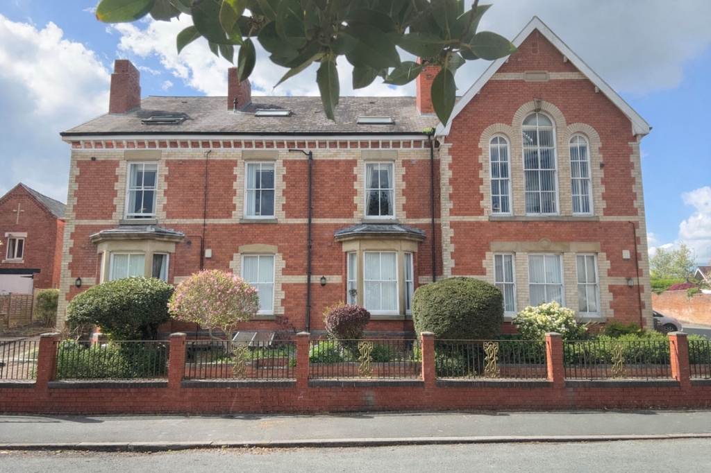 Additional image 2 of 1 bed flat for saleQueens Road, Oswestry SY11