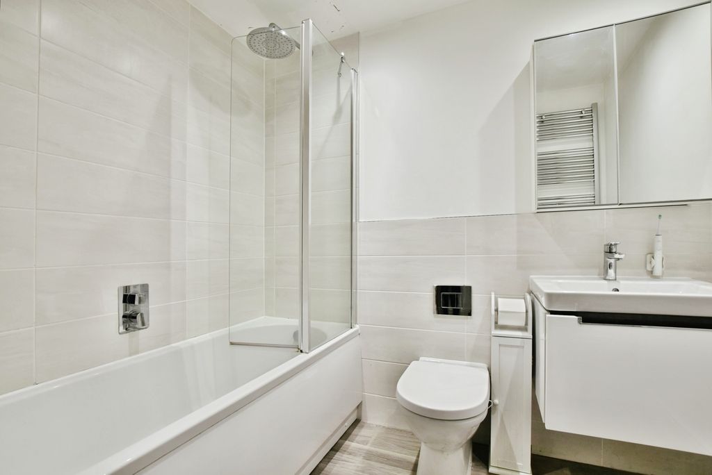 Additional image 15 of 2 bed flat for saleBaskerville Road, Altrincham, Greater Manchester WA14