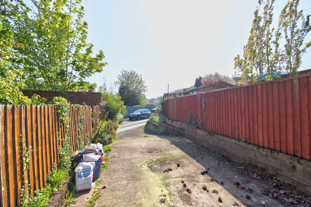 Additional image 7 of 4 bed semi-detached house for saleMalpas Road, Newport NP20