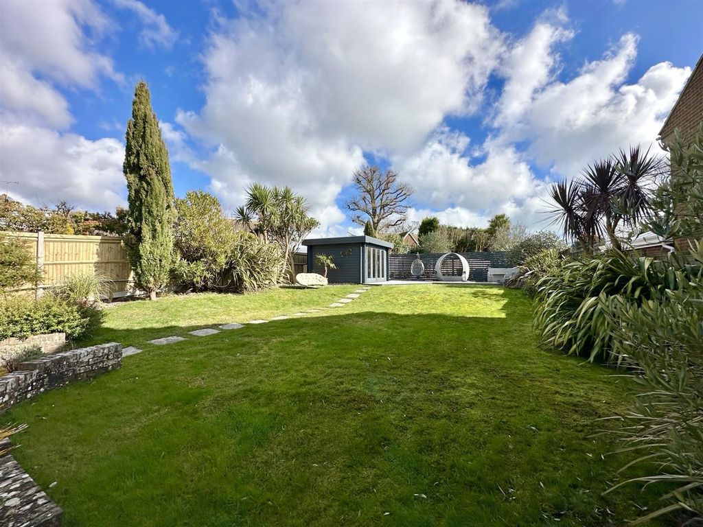Additional image 6 of 5 bed detached house for saleCoverdale Avenue, Bexhill-On-Sea TN39
