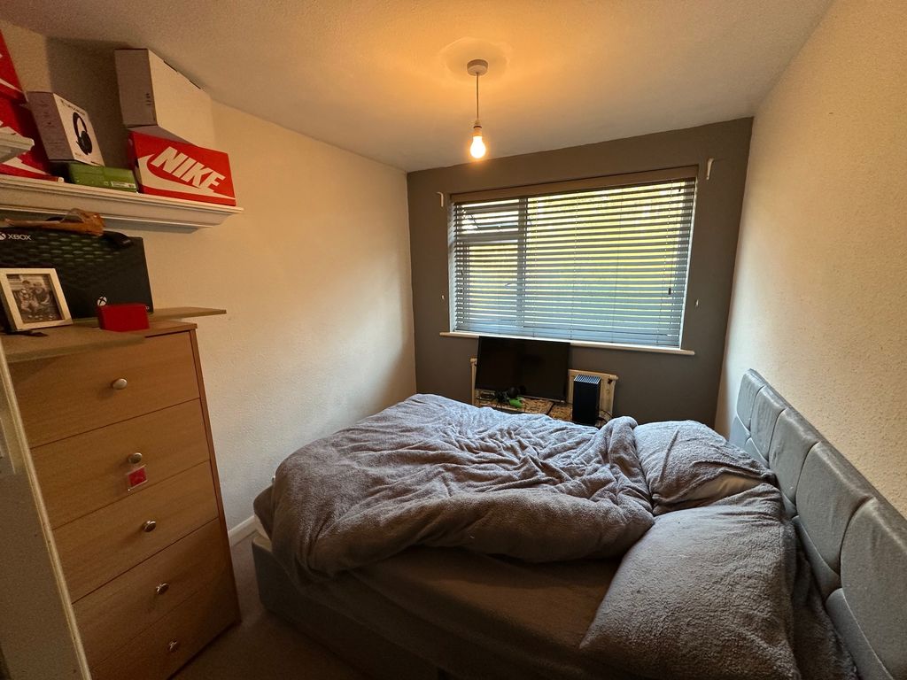 Additional image 7 of 3 bed semi-detached house for salePrince Andrew Way, Ascot SL5