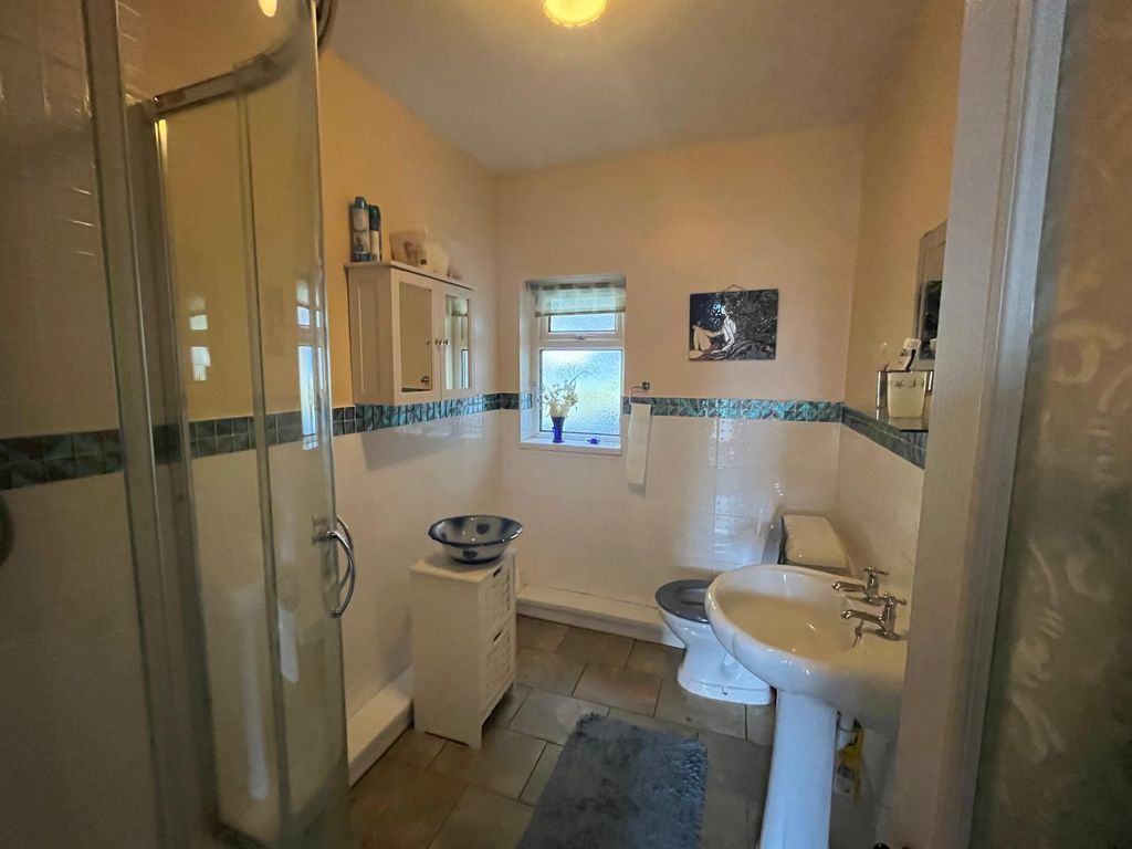 Additional image 20 of 3 bed bungalow for saleThe Walk, Ystrad Mynach CF82