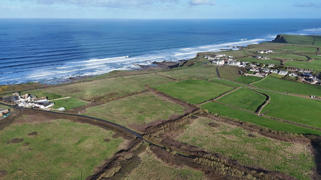 Land for saleUpton, Bude EX23 photo 2