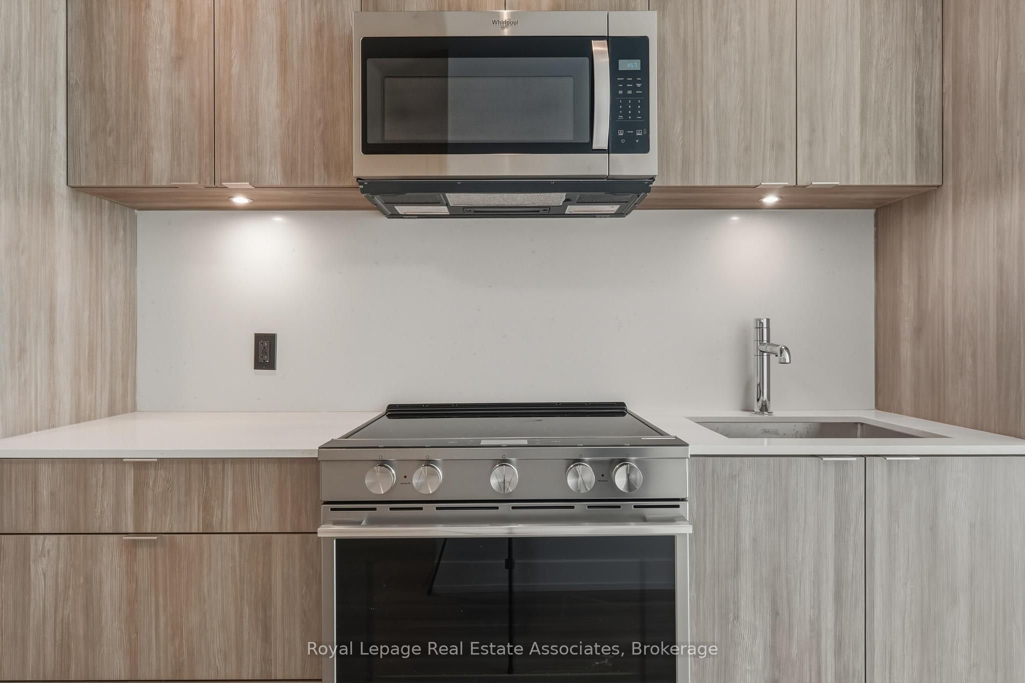 Additional image 3 of 512-25 Cordova Avenue, Toronto, ON, M9A 0E5