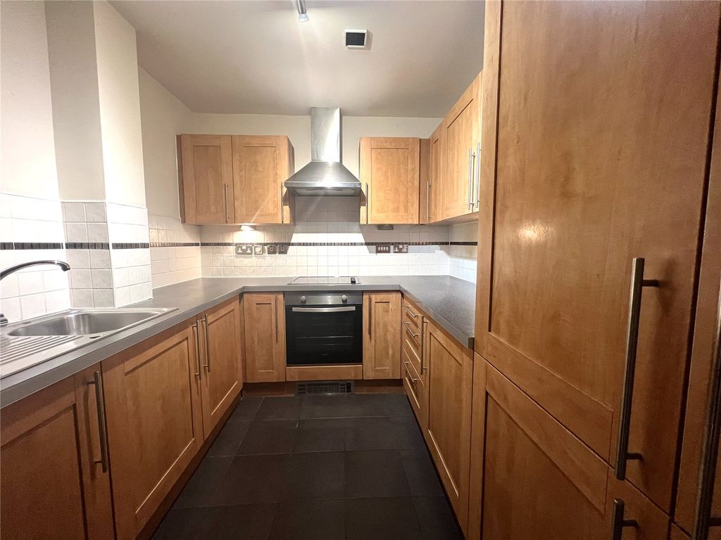Additional image 3 of 2 bed flat for saleSandylands Promenade, Morecambe, Lancashire LA3