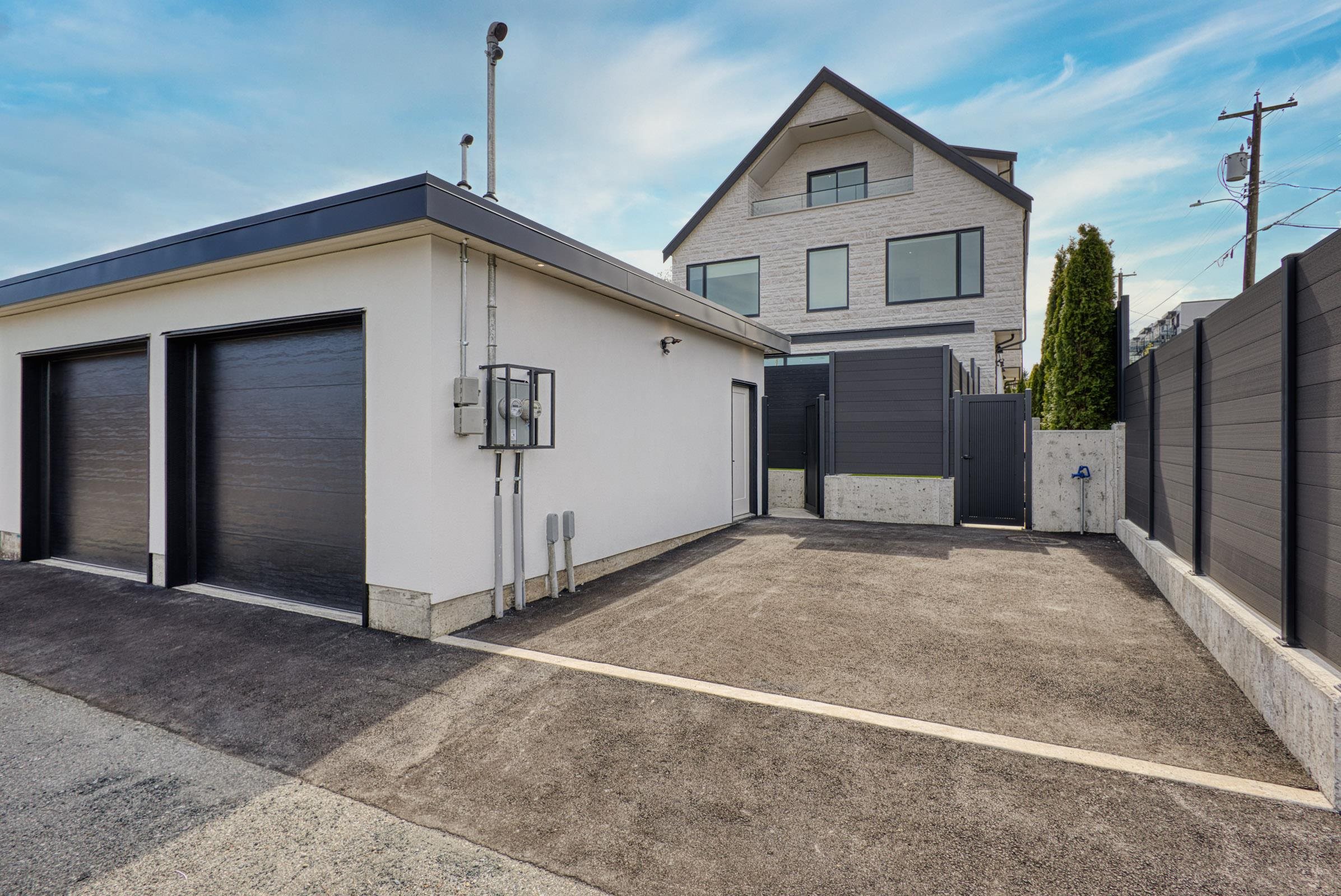 Additional image 5 of 2-2425 Kitchener Street, Vancouver, BC, V5K 3C4