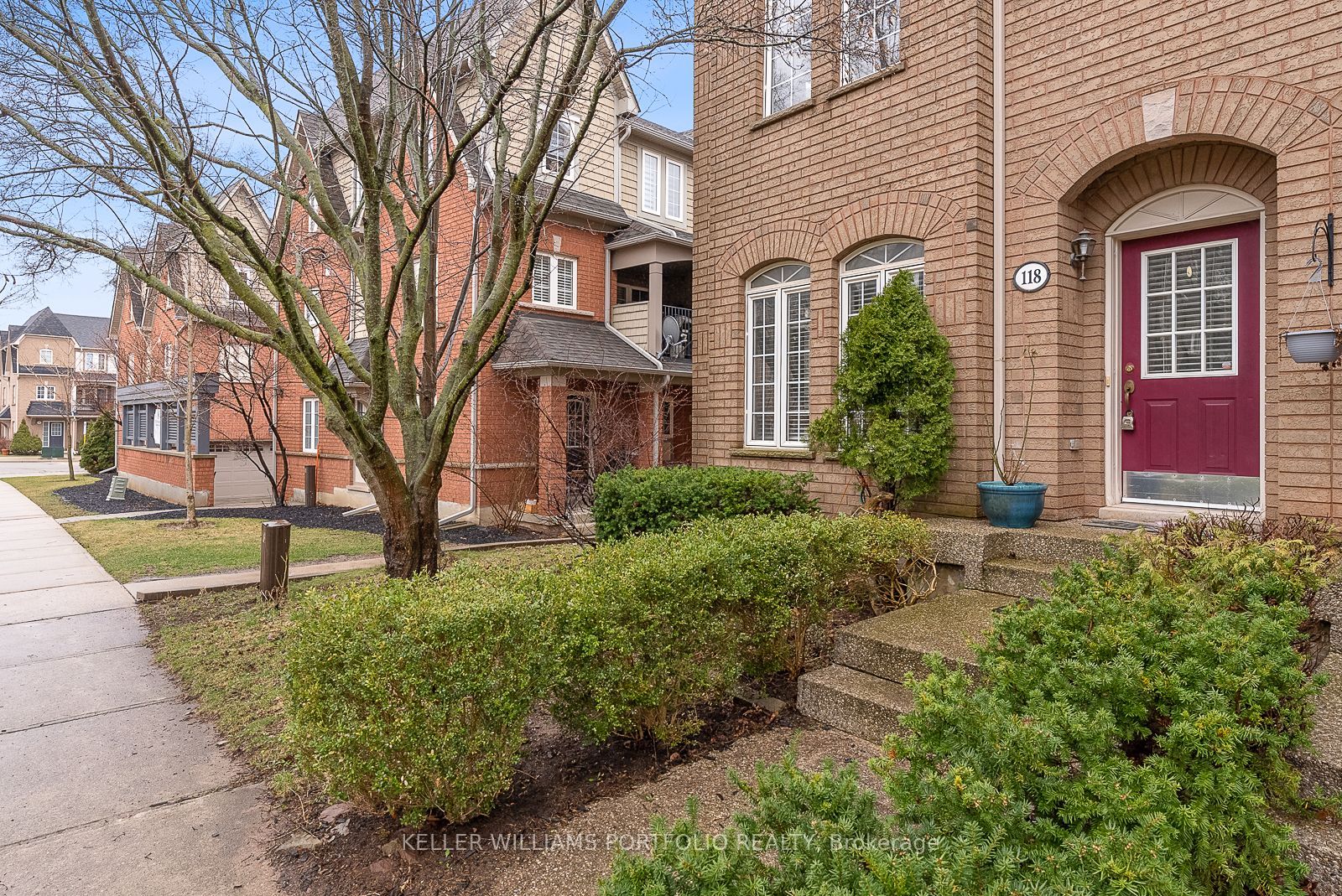 Additional image 2 of 118 Gatwick Drive, Oakville, ON, L6H 6V3
